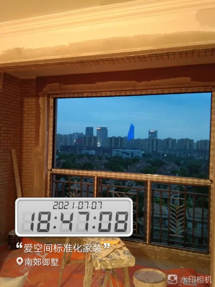 播报图片
