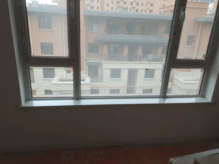 播报图片
