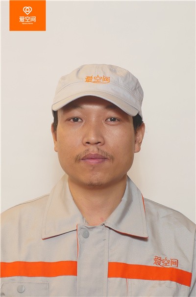 欧小四