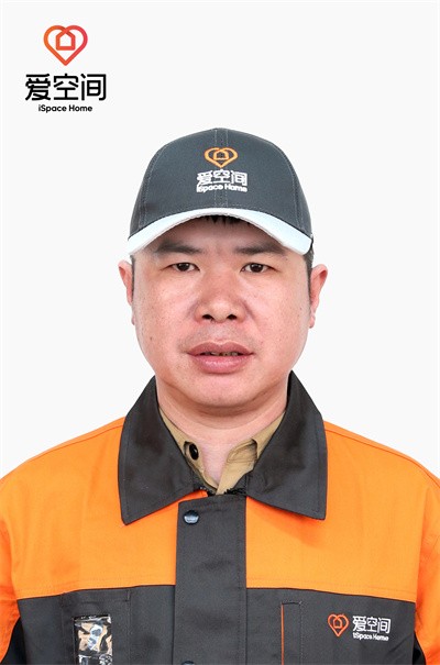 陈何林