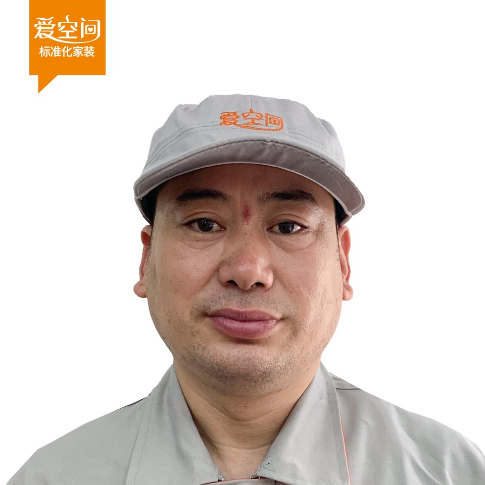 向伟 向伟