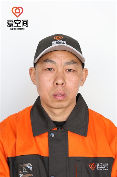 黄勇