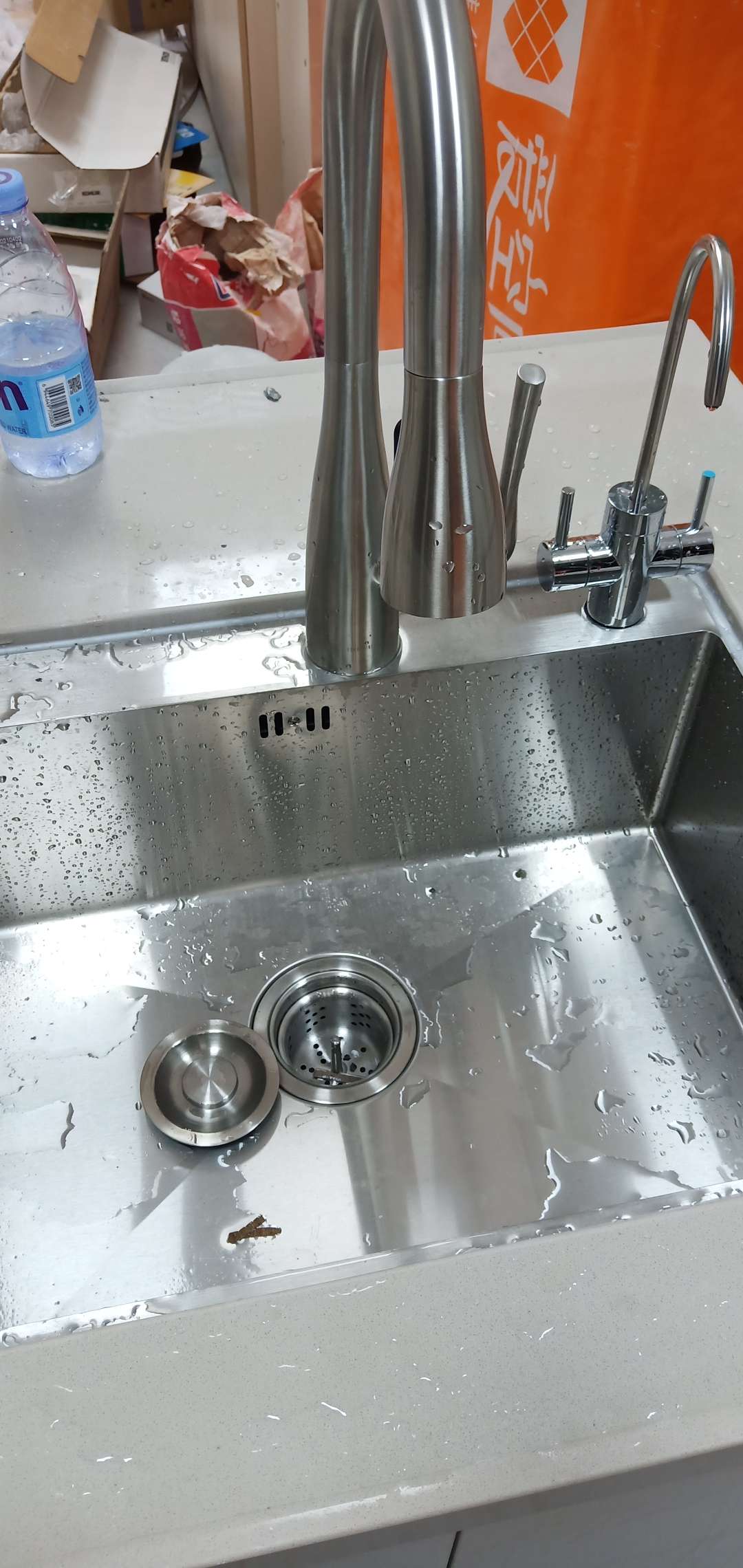 播报图片