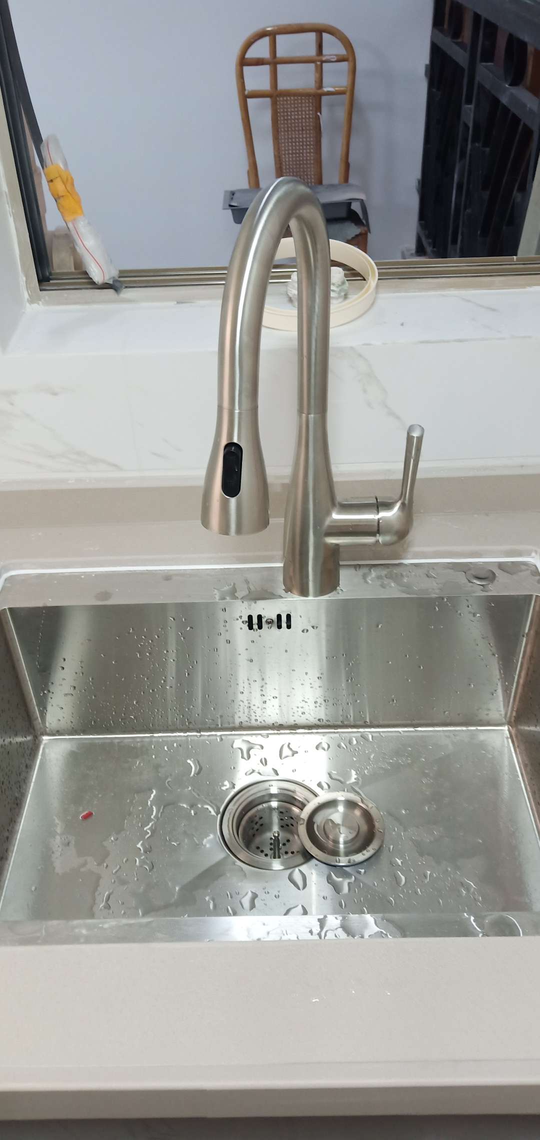 播报图片